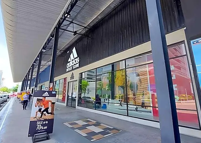 3 Beds: Wifi,washer,ltat,impact Bangkok