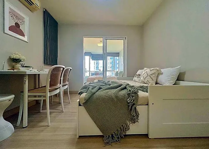 3 Beds: Wifi,washer,ltat,impact